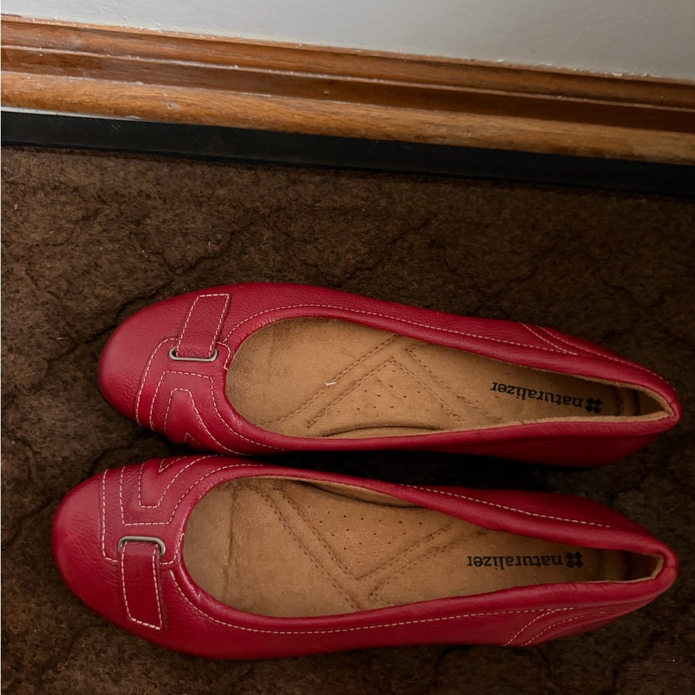 Naturalizer Red Leather Slip-On Ballet Flats